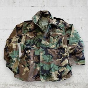 US Army Military Cold Weather Field Jacket Coat Mens Large Woodland Camo 90s